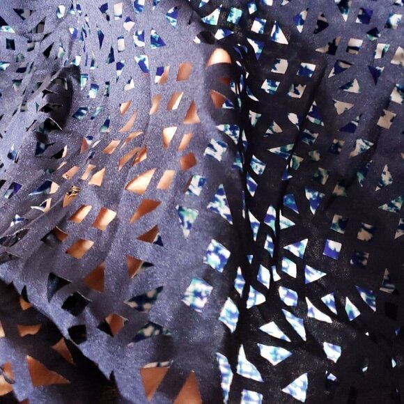 Roz & Ali Plus Navy Sleeveless Top With Lazer Cuts - Picture 3 of 7